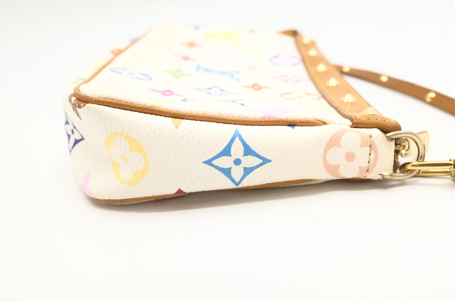 Louis Vuitton Pochette Accessoires in White Multicolor Monogram Canvas