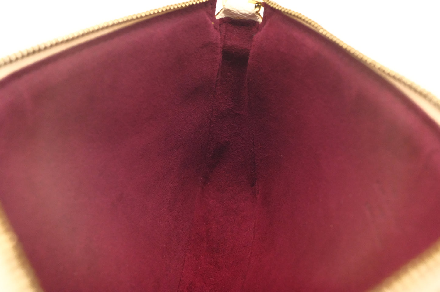 Louis Vuitton Pochette Accessoires in White Multicolor Monogram Canvas