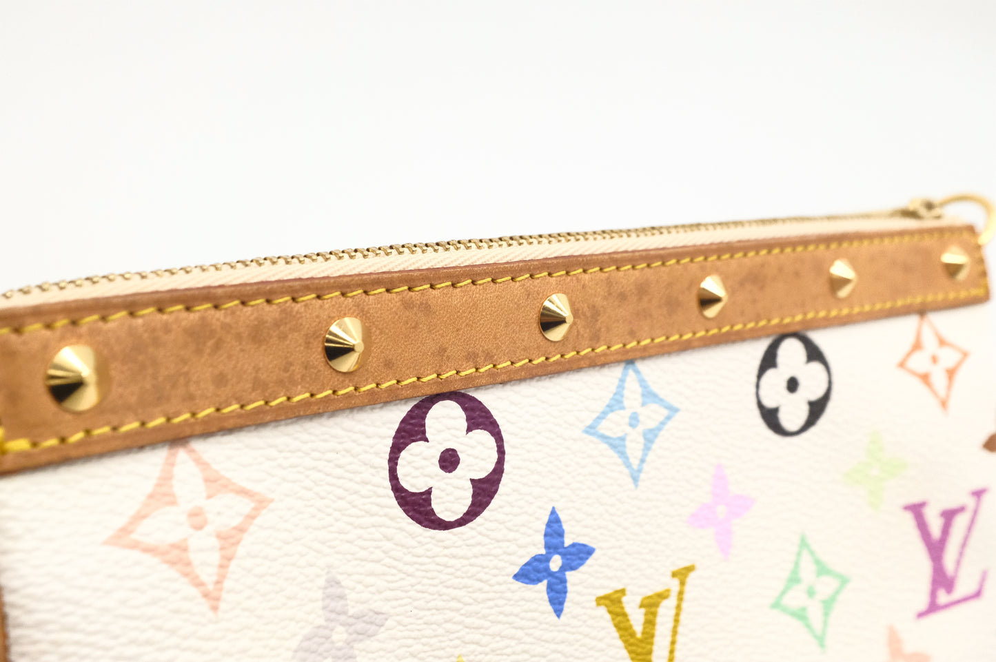 Louis Vuitton Pochette Accessoires in White Multicolor Monogram Canvas