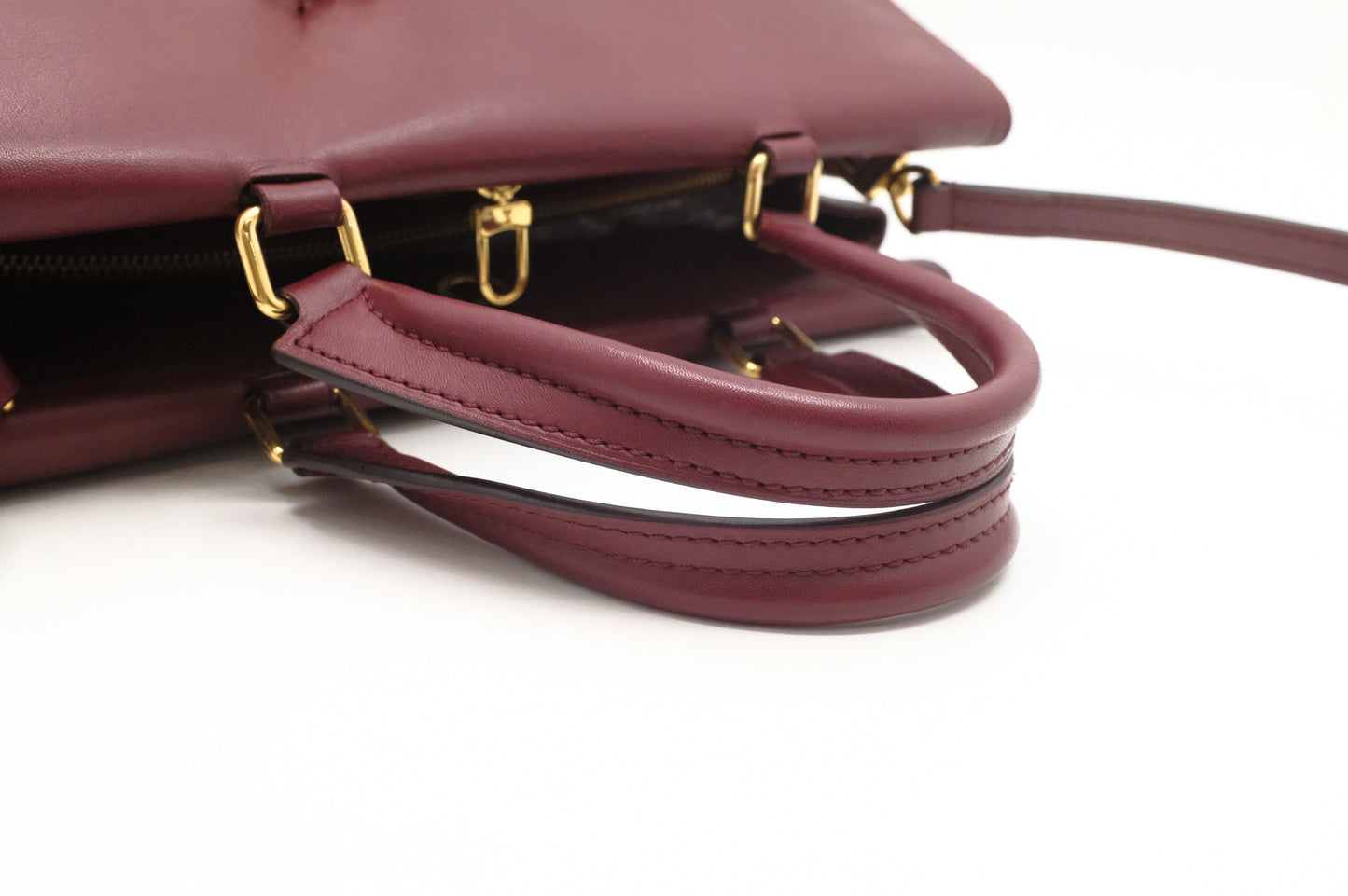 Louis Vuitton Venus in Monogram Canvas and Raisin Leather