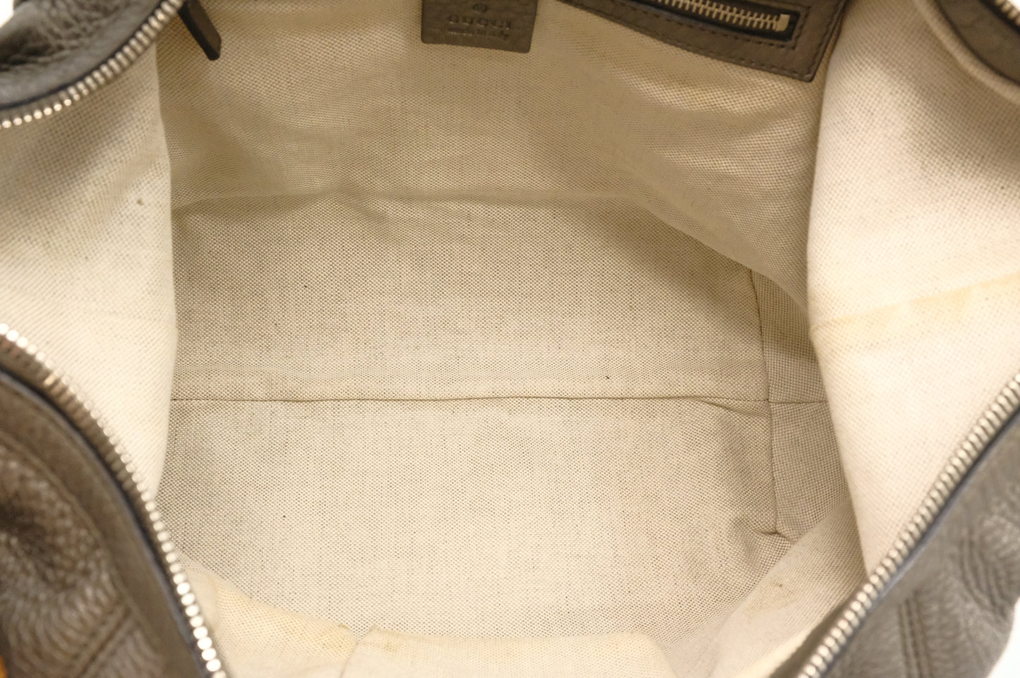 Gucci Techno Horsebit Hobo Bag in Silver Leather