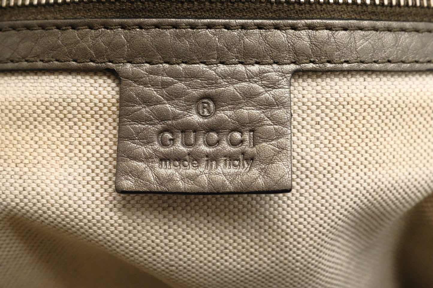 Gucci Techno Horsebit Hobo Bag in Silver Leather