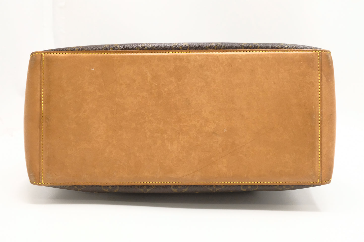 Louis Vuitton Cabas Mezzo in Monogram Canvas