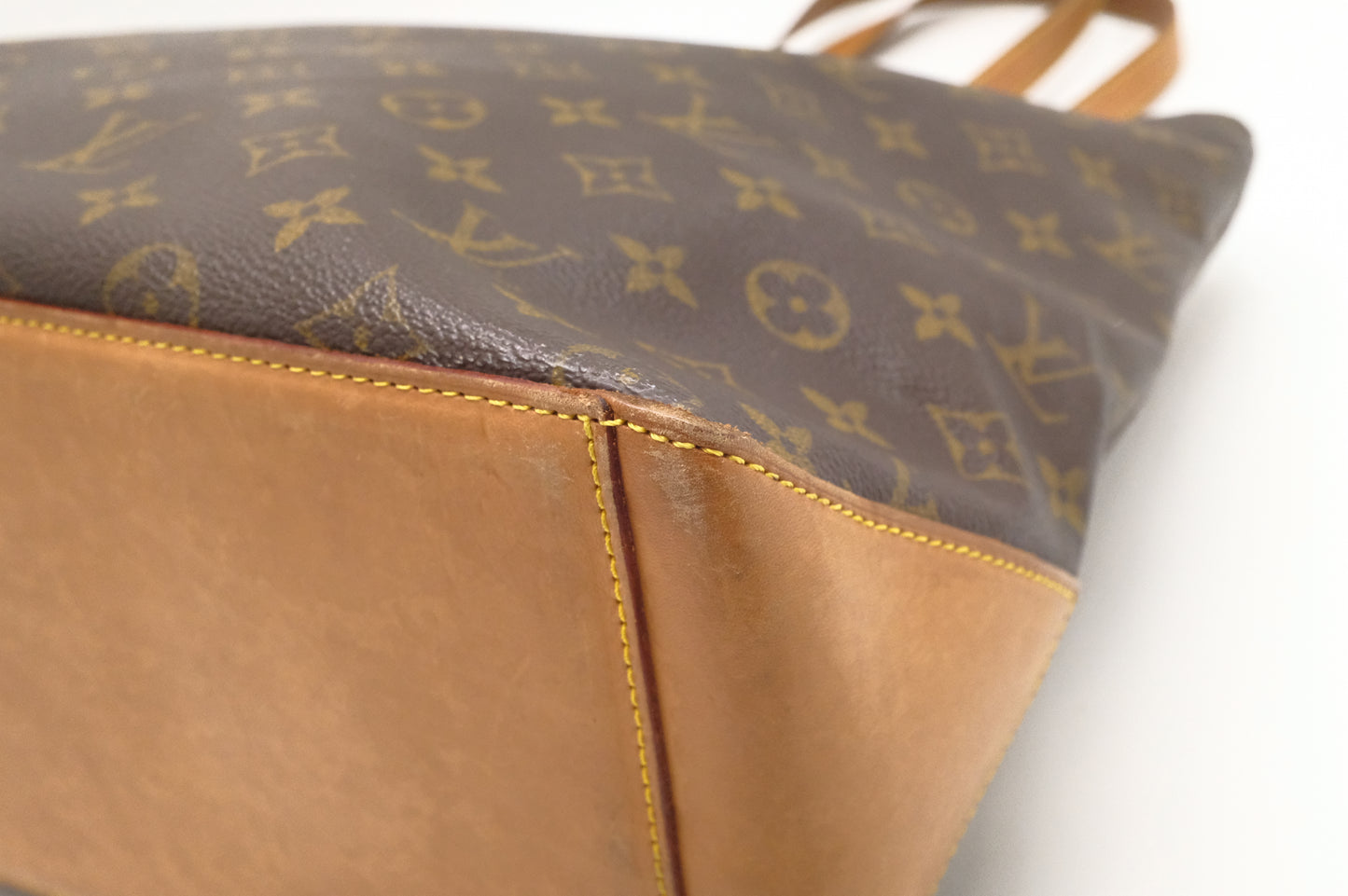 Louis Vuitton Cabas Mezzo in Monogram Canvas