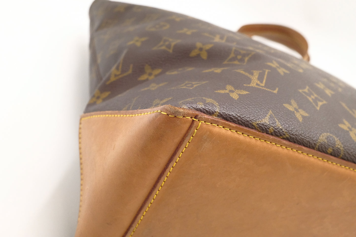 Louis Vuitton Cabas Mezzo in Monogram Canvas