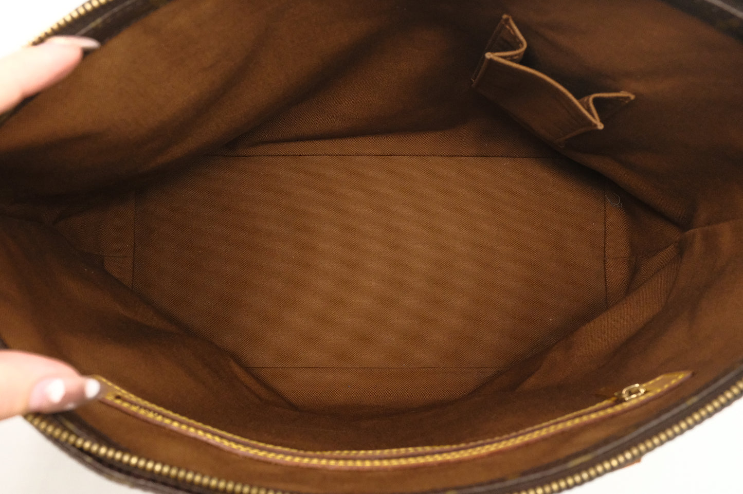 Louis Vuitton Cabas Mezzo in Monogram Canvas
