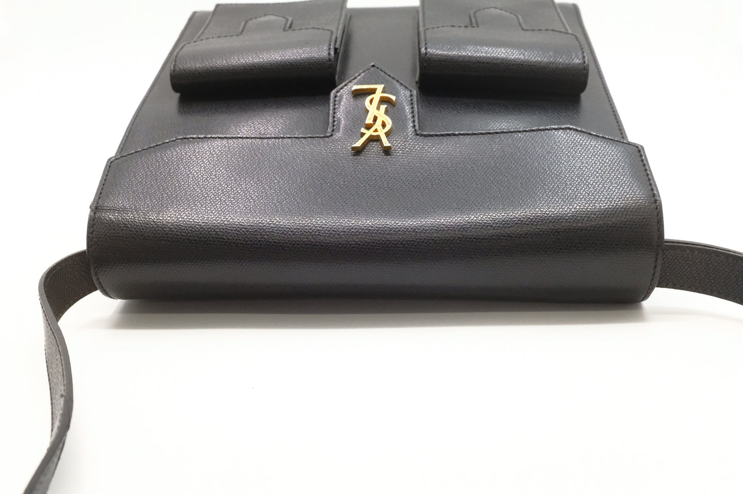 YSL Saint Laurent Shoulder Bag in Black Leather
