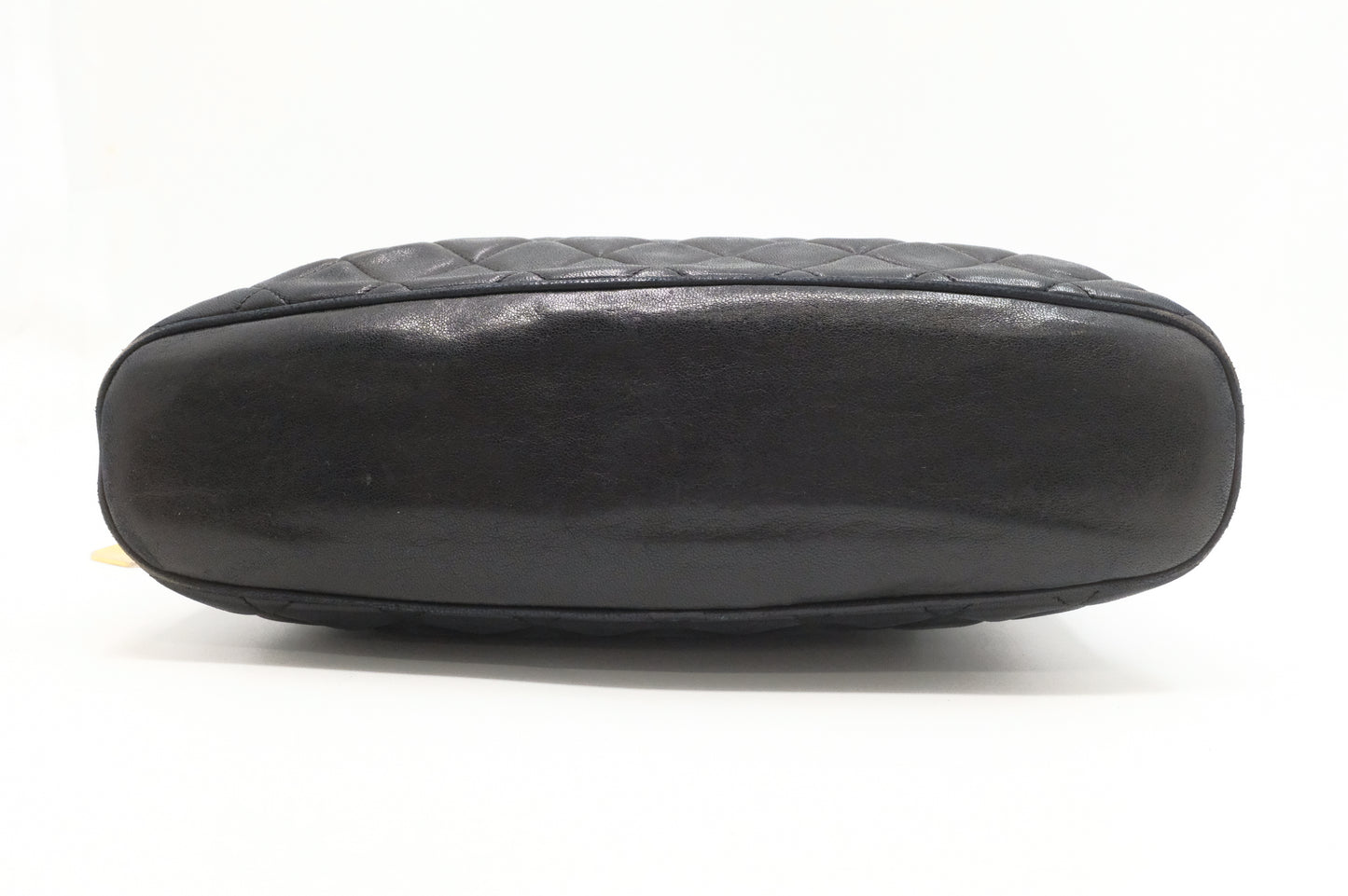 Chanel Shoulder Bag in Black Mattelassé Leather