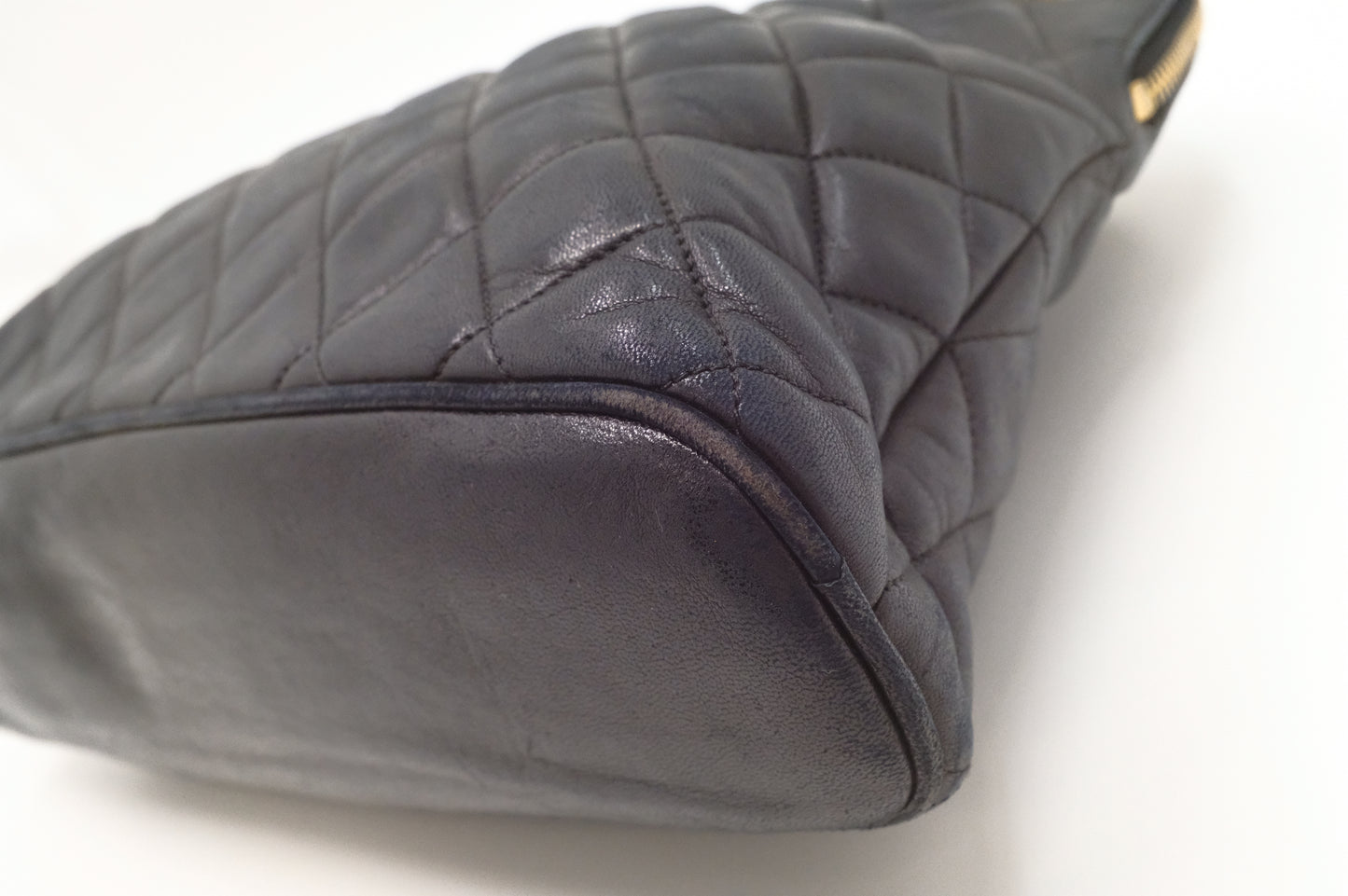 Chanel Shoulder Bag in Black Mattelassé Leather