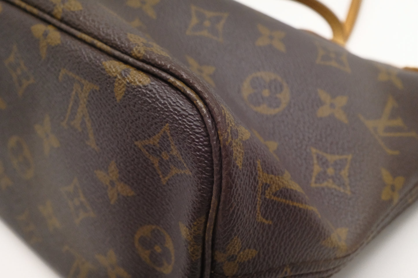Louis Vuitton Neverfull PM in Monogram Canvas