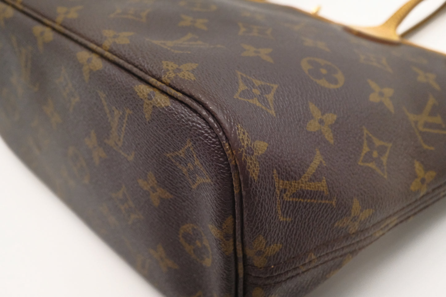 Louis Vuitton Neverfull PM in Monogram Canvas