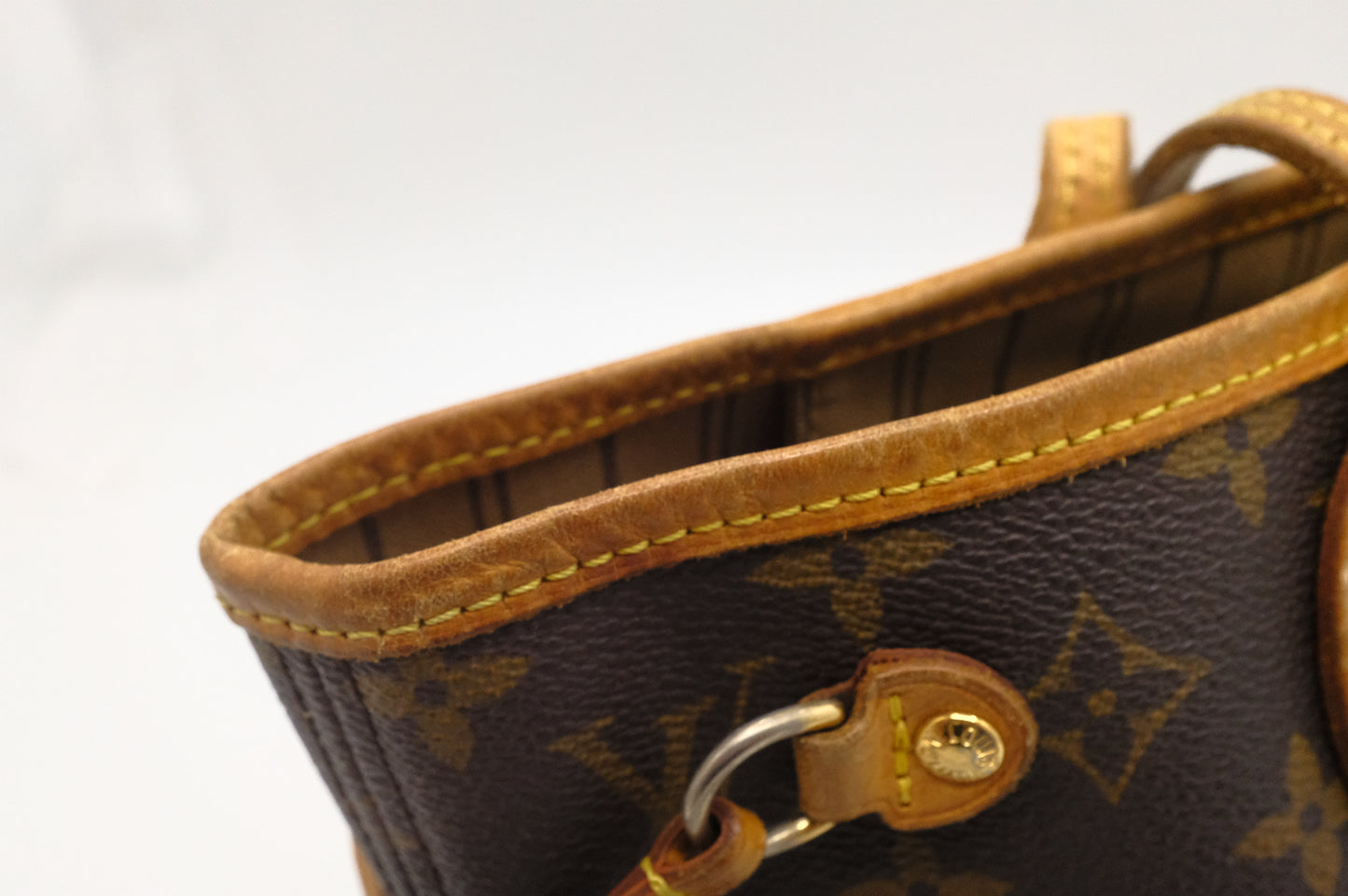 Louis Vuitton Neverfull PM in Monogram Canvas