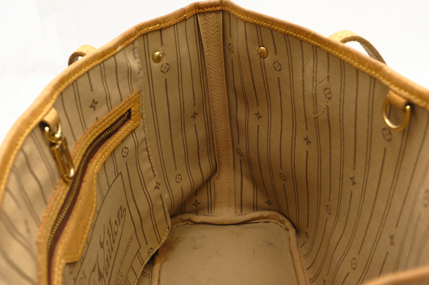 Louis Vuitton Neverfull PM in Monogram Canvas