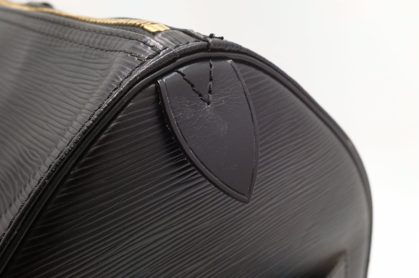 Louis Vuitton Keepall 55 in Black Epi Leather
