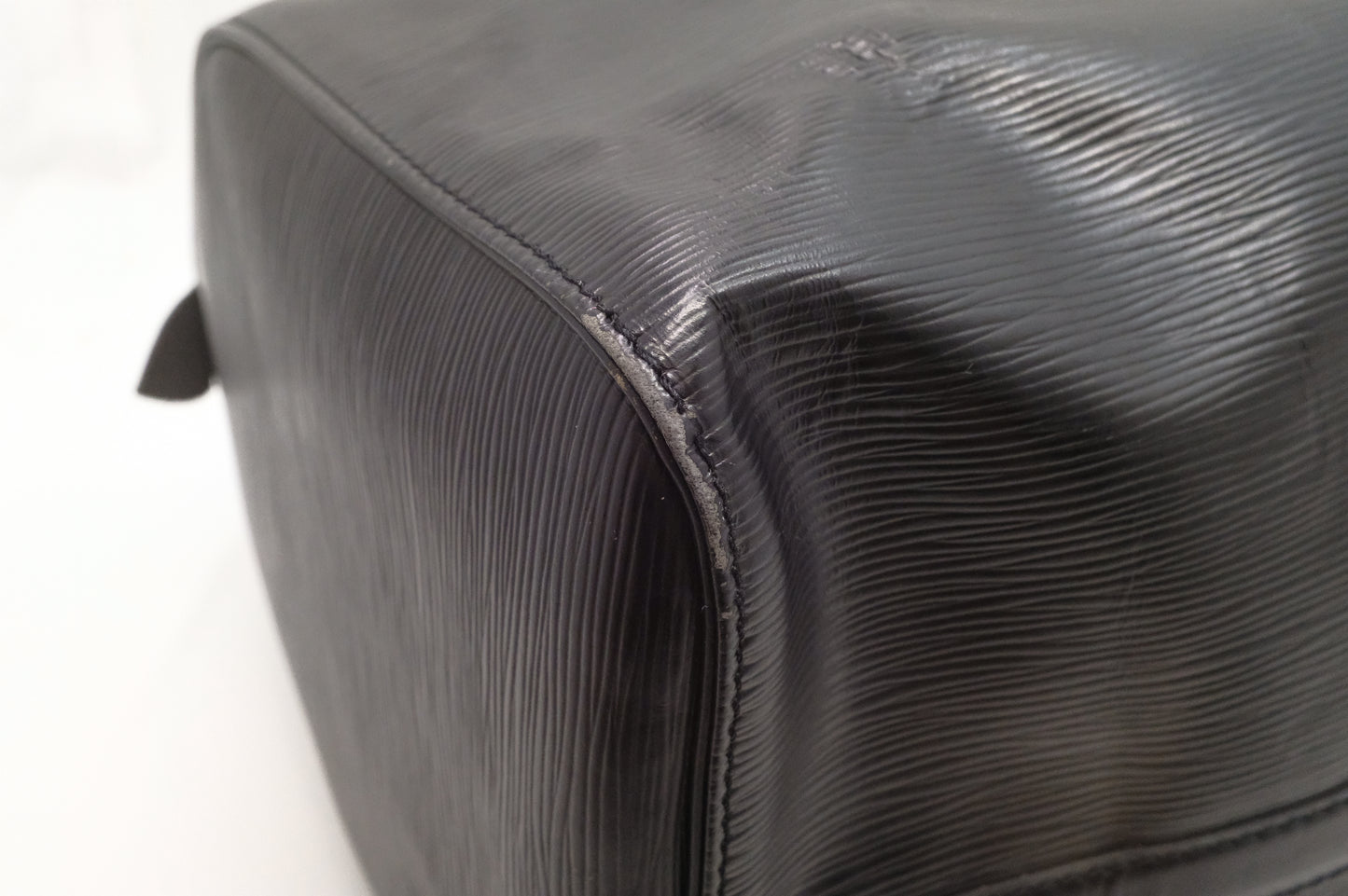 Louis Vuitton Keepall 55 in Black Epi Leather