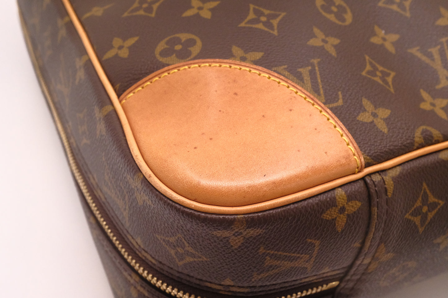 Louis Vuitton Sirius 55 in Monogram Canvas