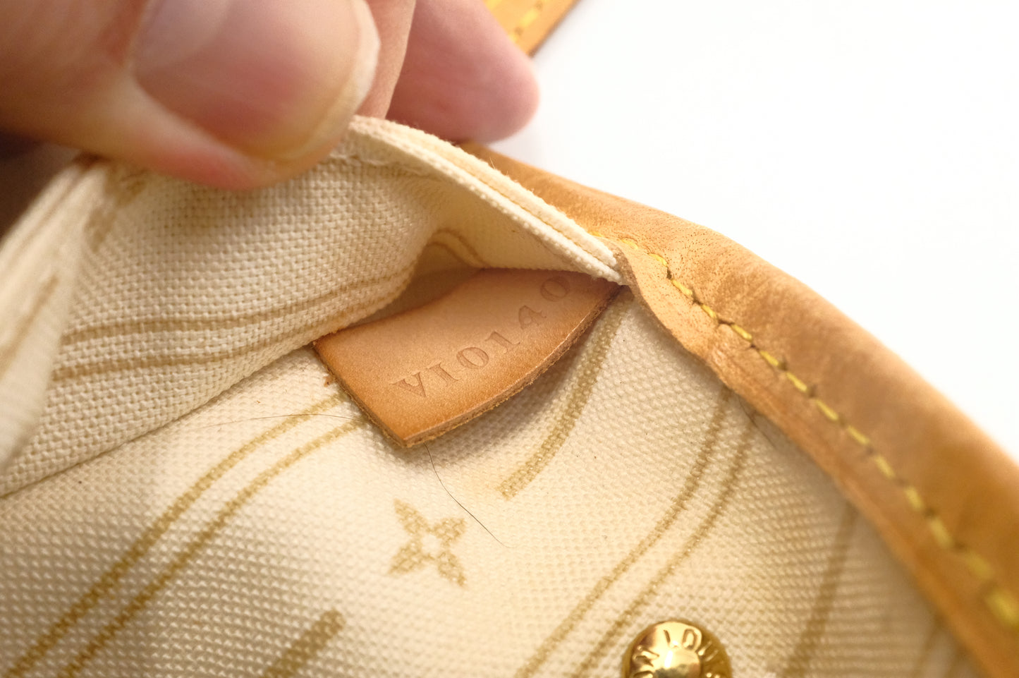 Louis Vuitton Neverfull PM in Damier Azur Canvas