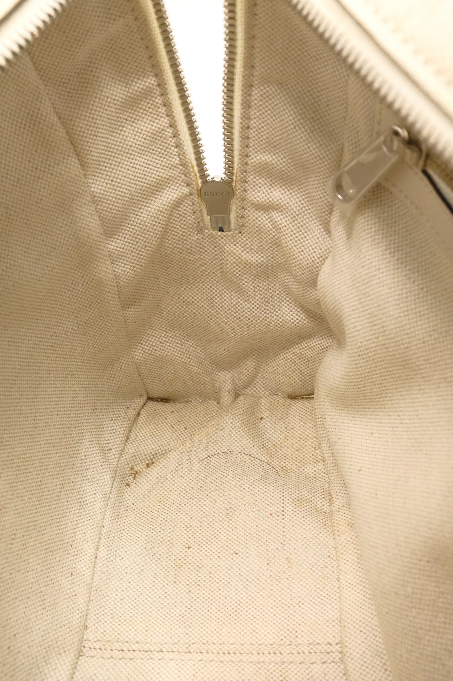 Gucci Trunk Crossbody in Off-White Leather