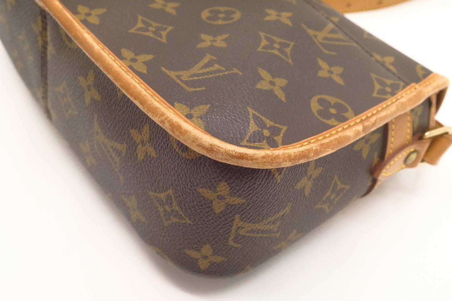 Louis Vuitton Sologne in Monogram Canvas