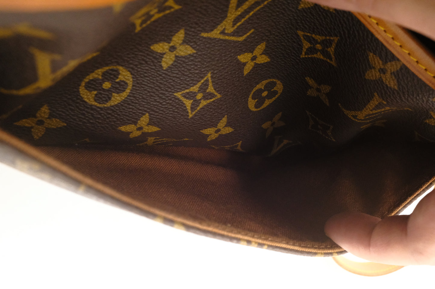 Louis Vuitton Sologne in Monogram Canvas