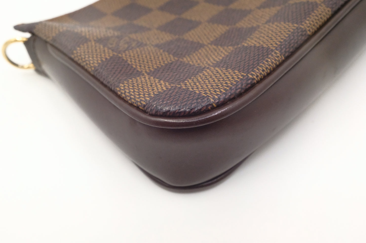 Louis Vuitton Navona Pochette Accessoires in Damier Ebene Canvas