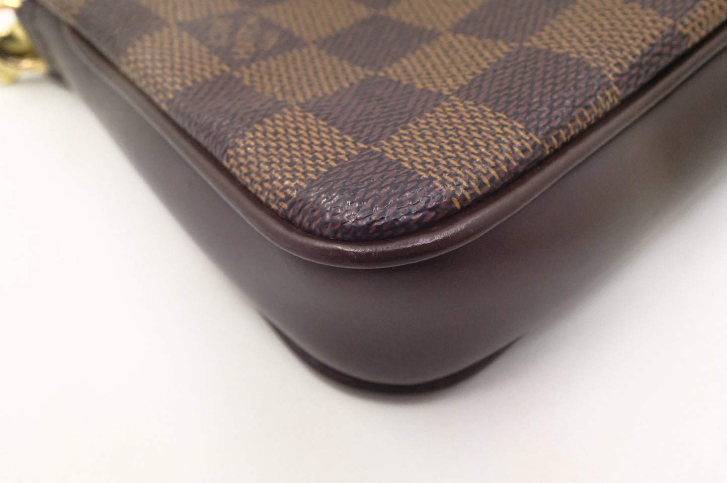 Louis Vuitton Navona Pochette Accessoires in Damier Ebene Canvas