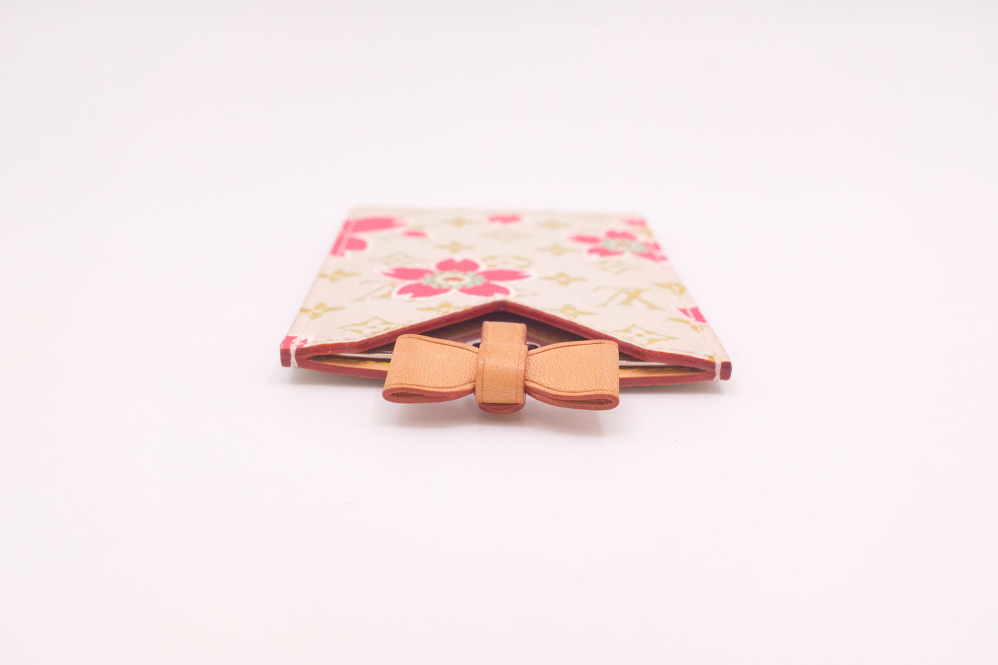 Louis Vuitton x Takashi Murakami Etui Miroir in White and Pink Cherry Blossom Monogram Canvas