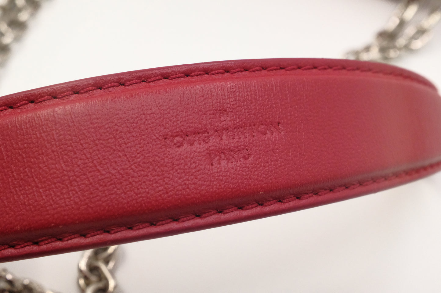 Louis Vuitton Wallet on Chain GO-14 in Red Leather