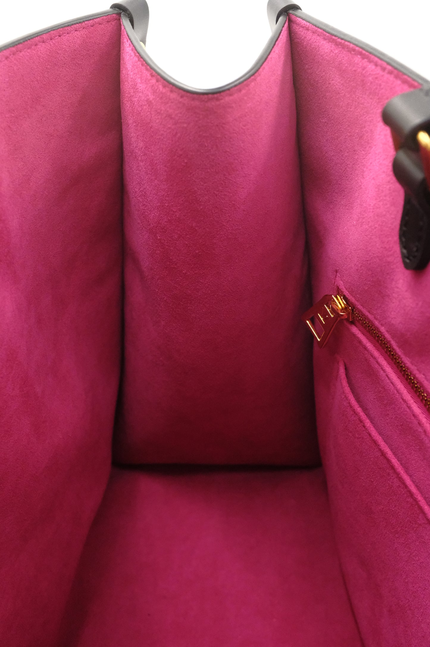 Louis Vuitton OnTheGo MM in Black Epi Leather