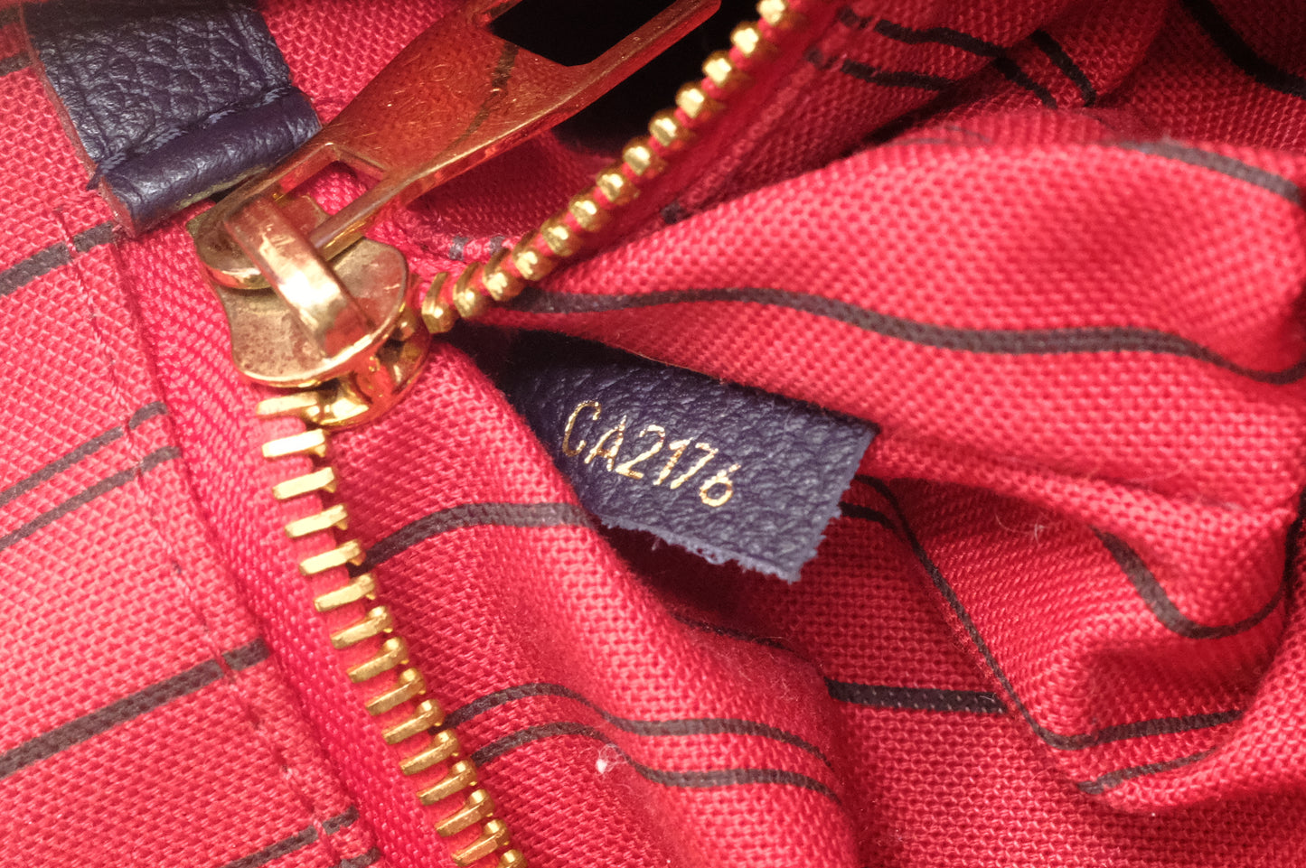 Louis Vuitton Pont Neuf in Navy Blue Empreinte Leather
