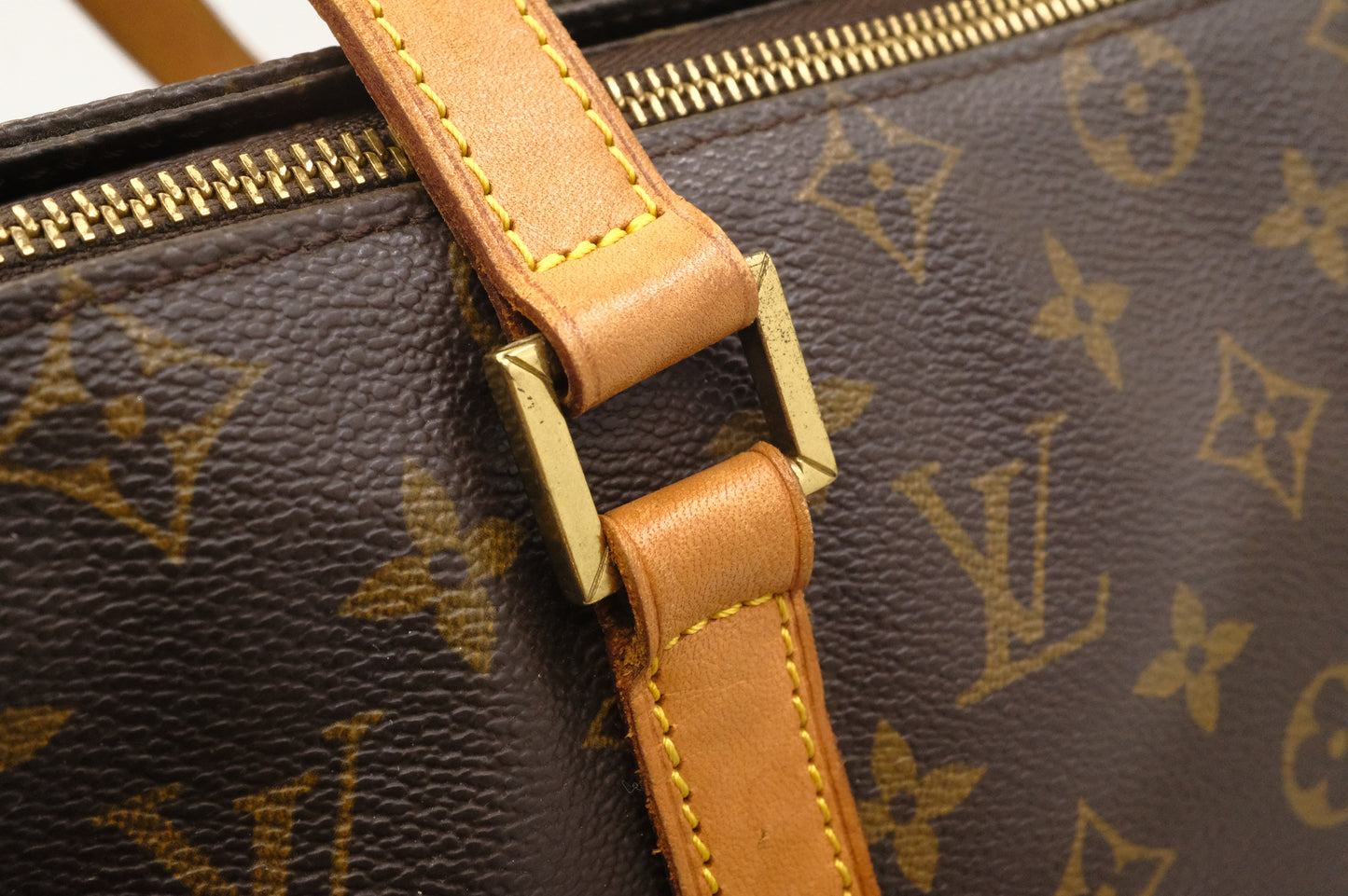 Louis Vuitton Cabas Mezzo in Monogram Canvas