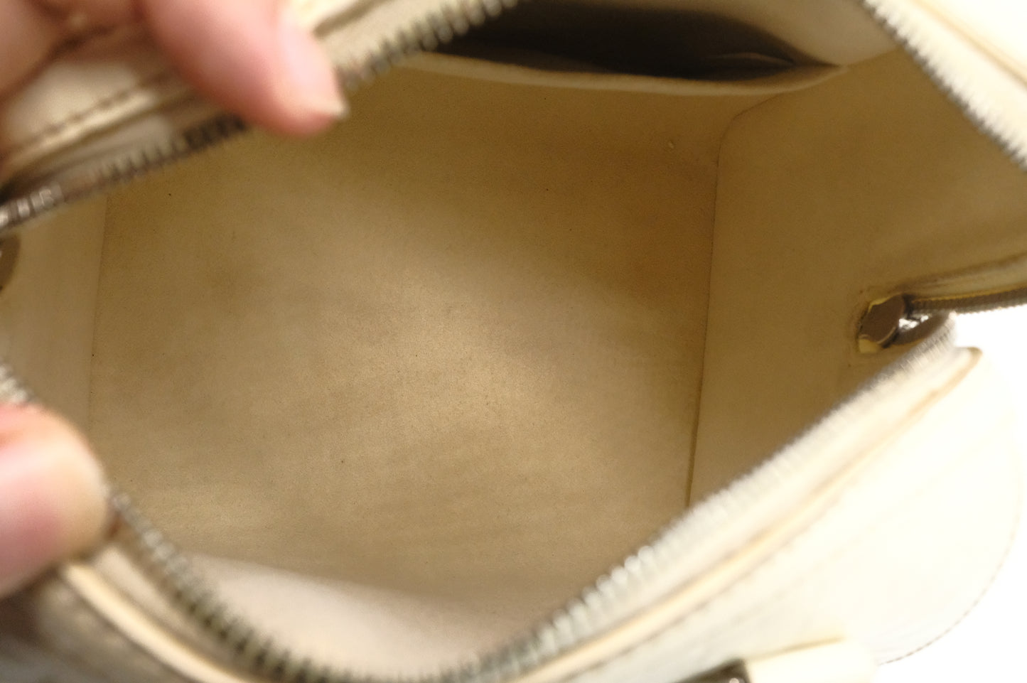 Louis Vuitton Speedy Cube in White Damier Facette Leather
