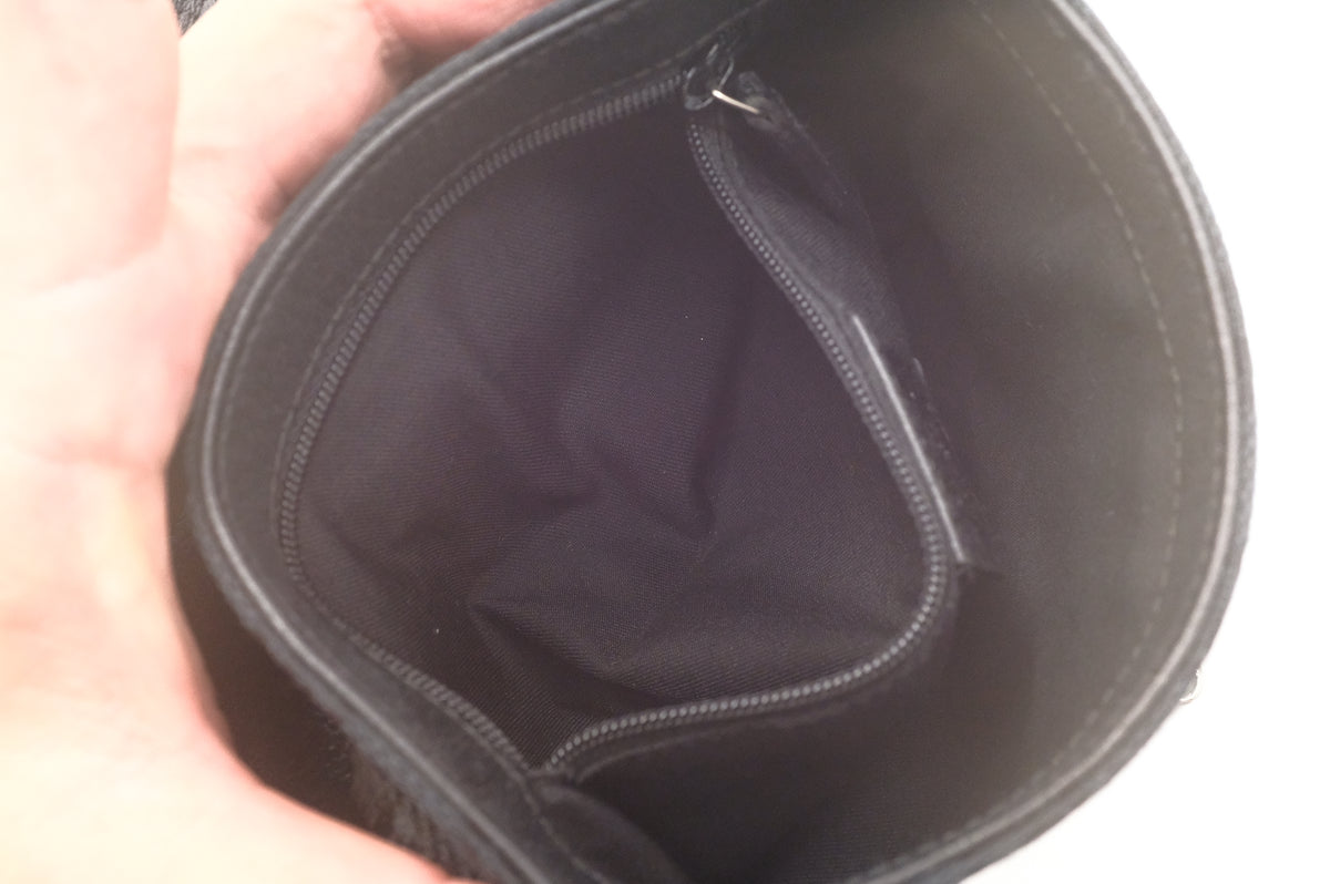 Gucci Waist Bag in Black GG Canvas