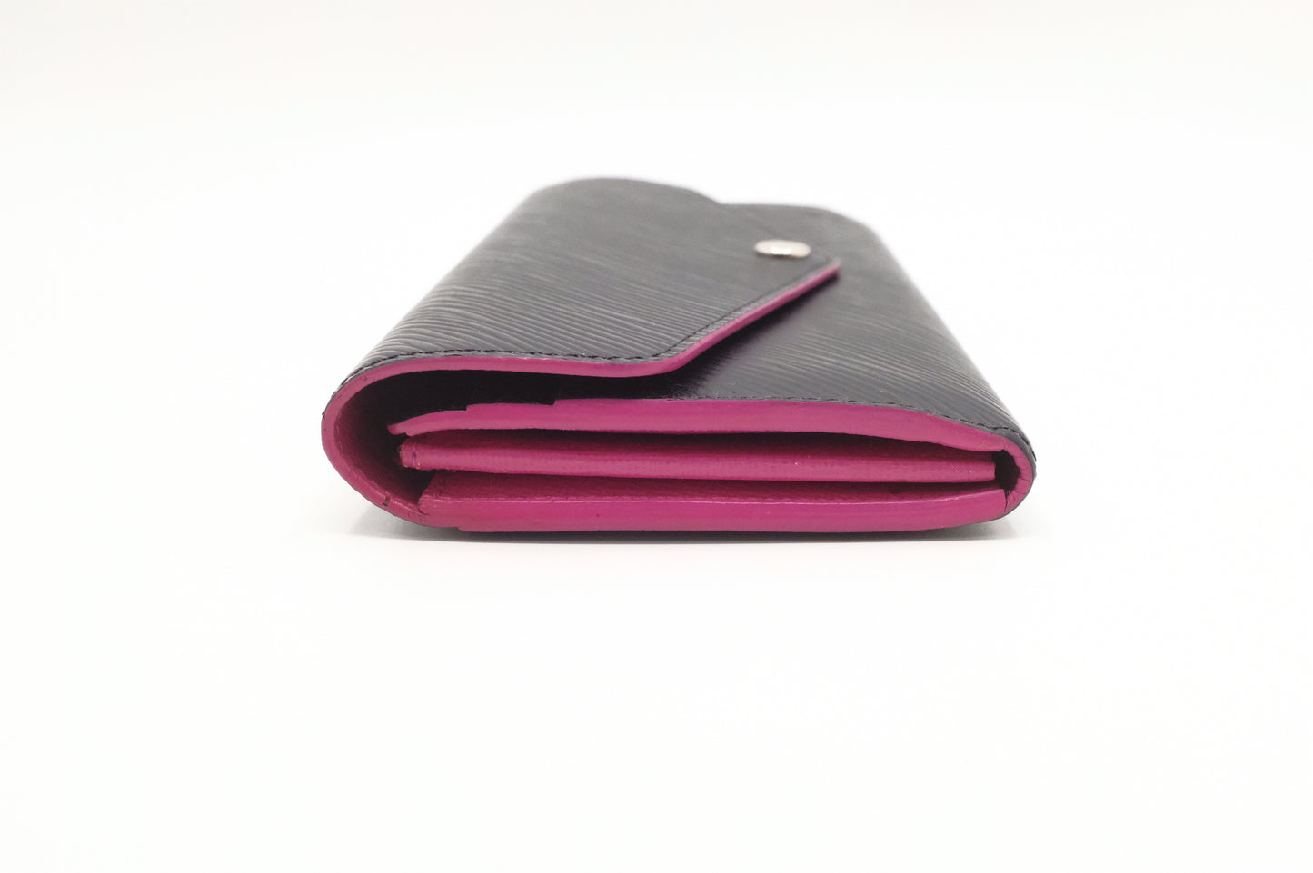 Louis Vuitton Sarah Wallet NM in Dark Gray Epi Leather