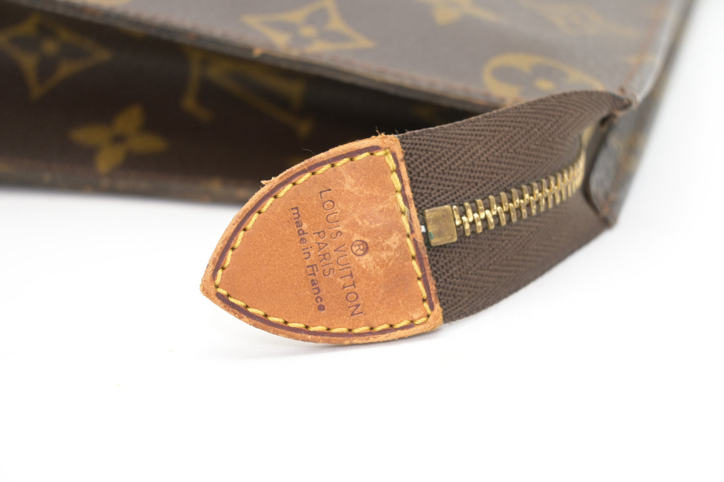 Louis Vuitton Toiletry 26 in Monogram Canvas