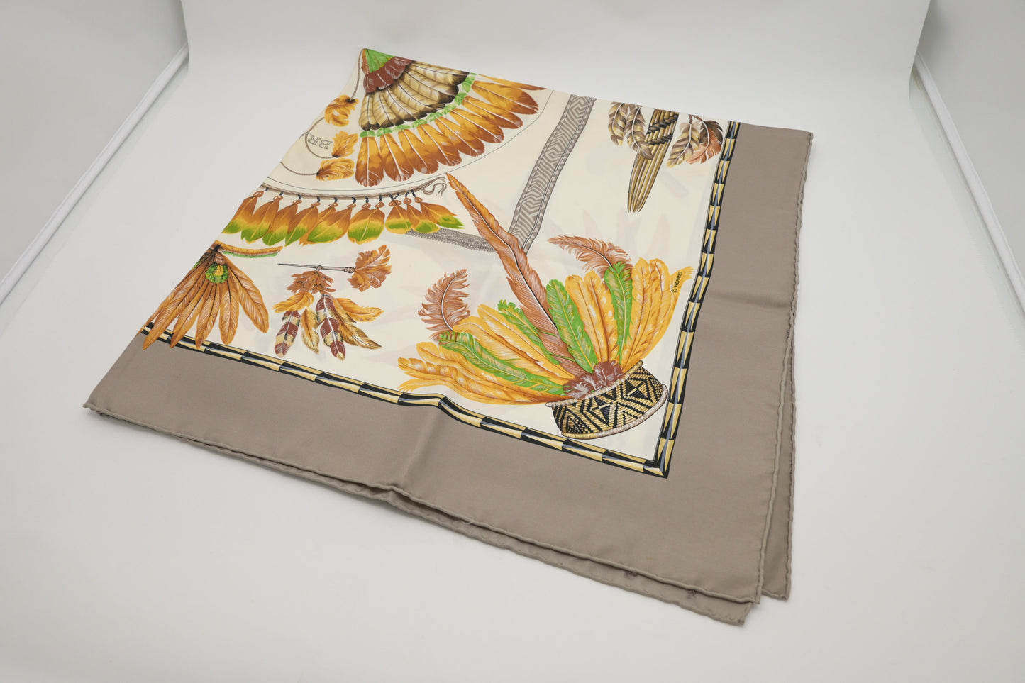 Hermes 'Brazil' Carre 90 in Gray Silk
