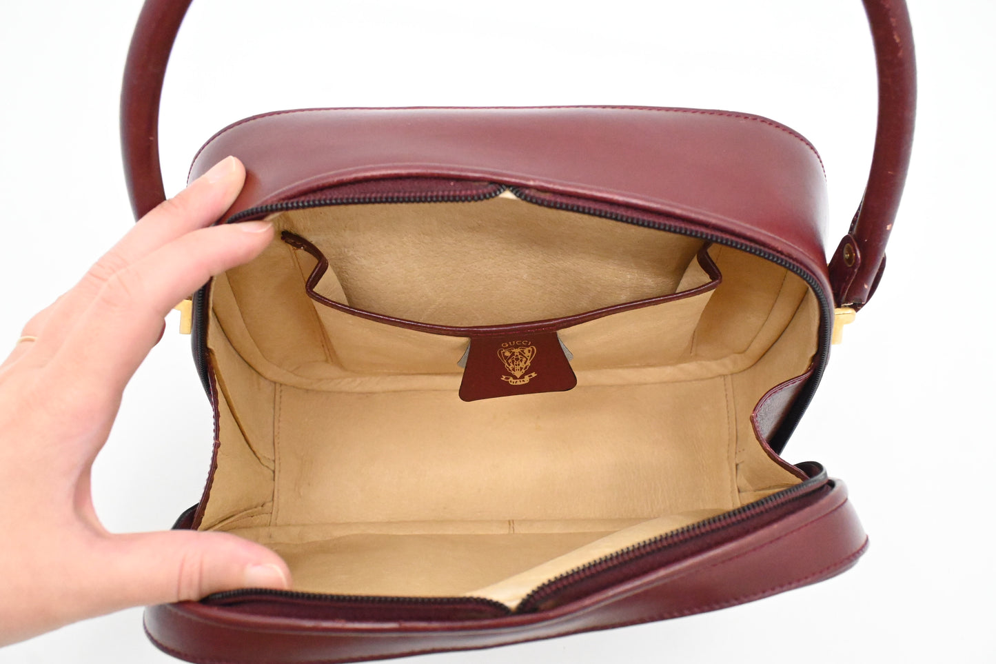 Gucci Handbag in Burgundy Leather