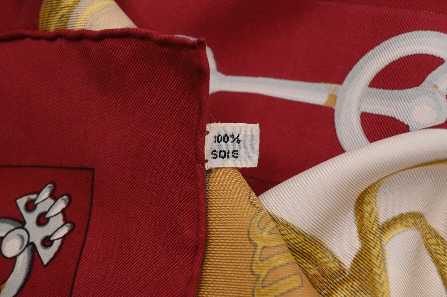 Hermes 'Cliquetis' Carre 90 in Dark Red Silk
