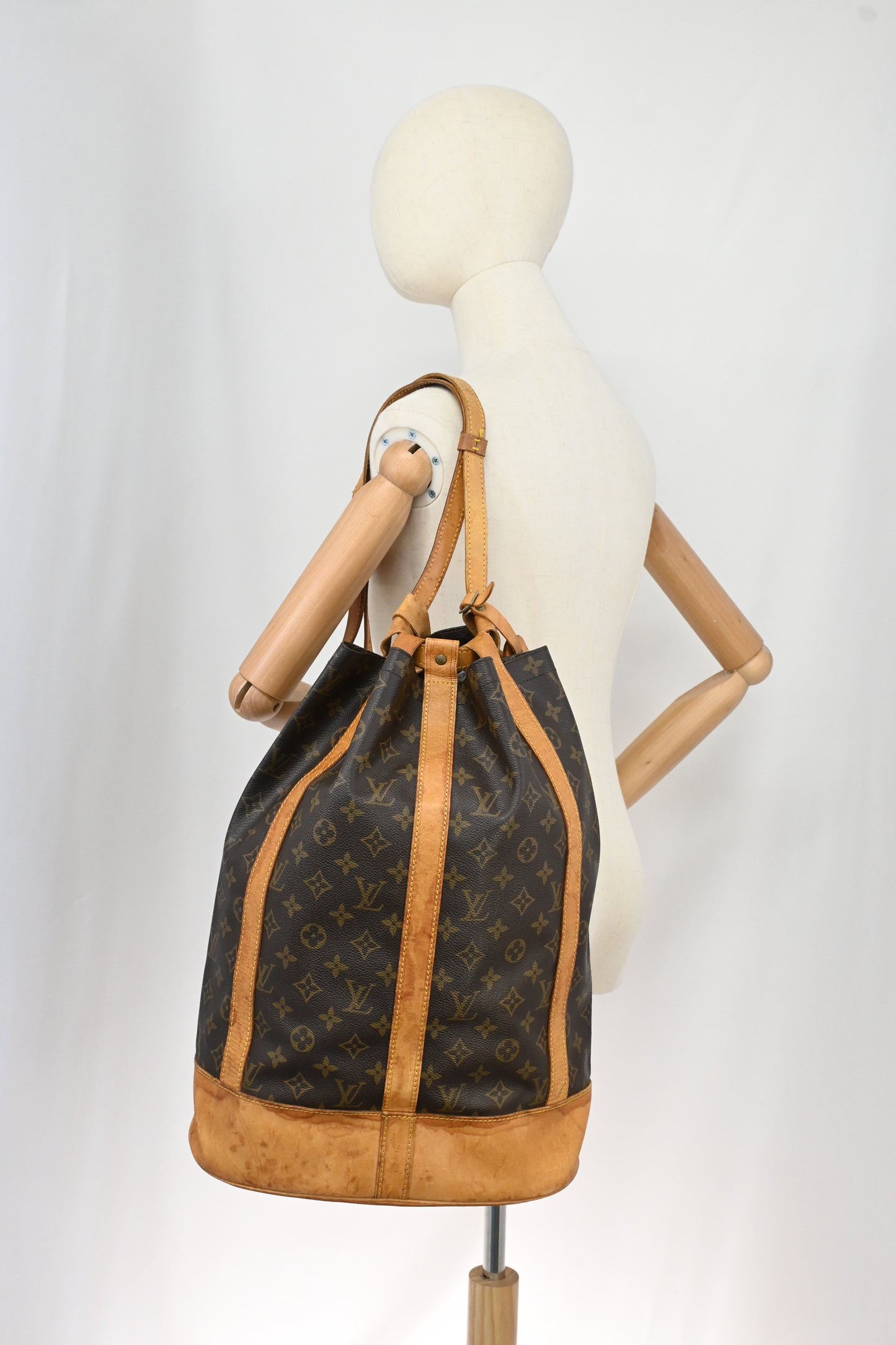 Louis Vuitton Randonnee GM in Monogram Canvas