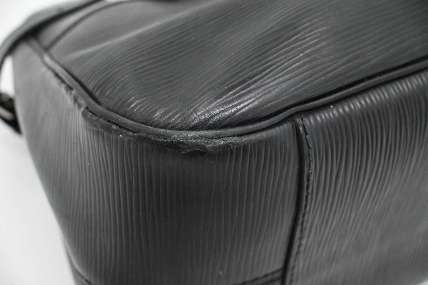 Louis Vuitton Passy in Black Epi Leather