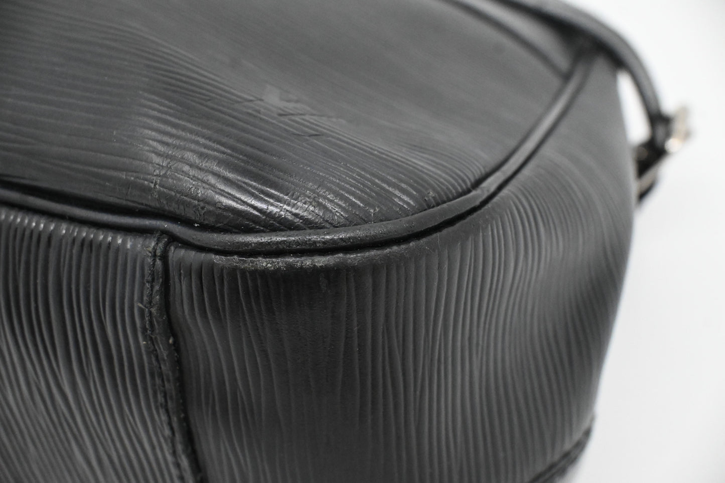Louis Vuitton Passy in Black Epi Leather