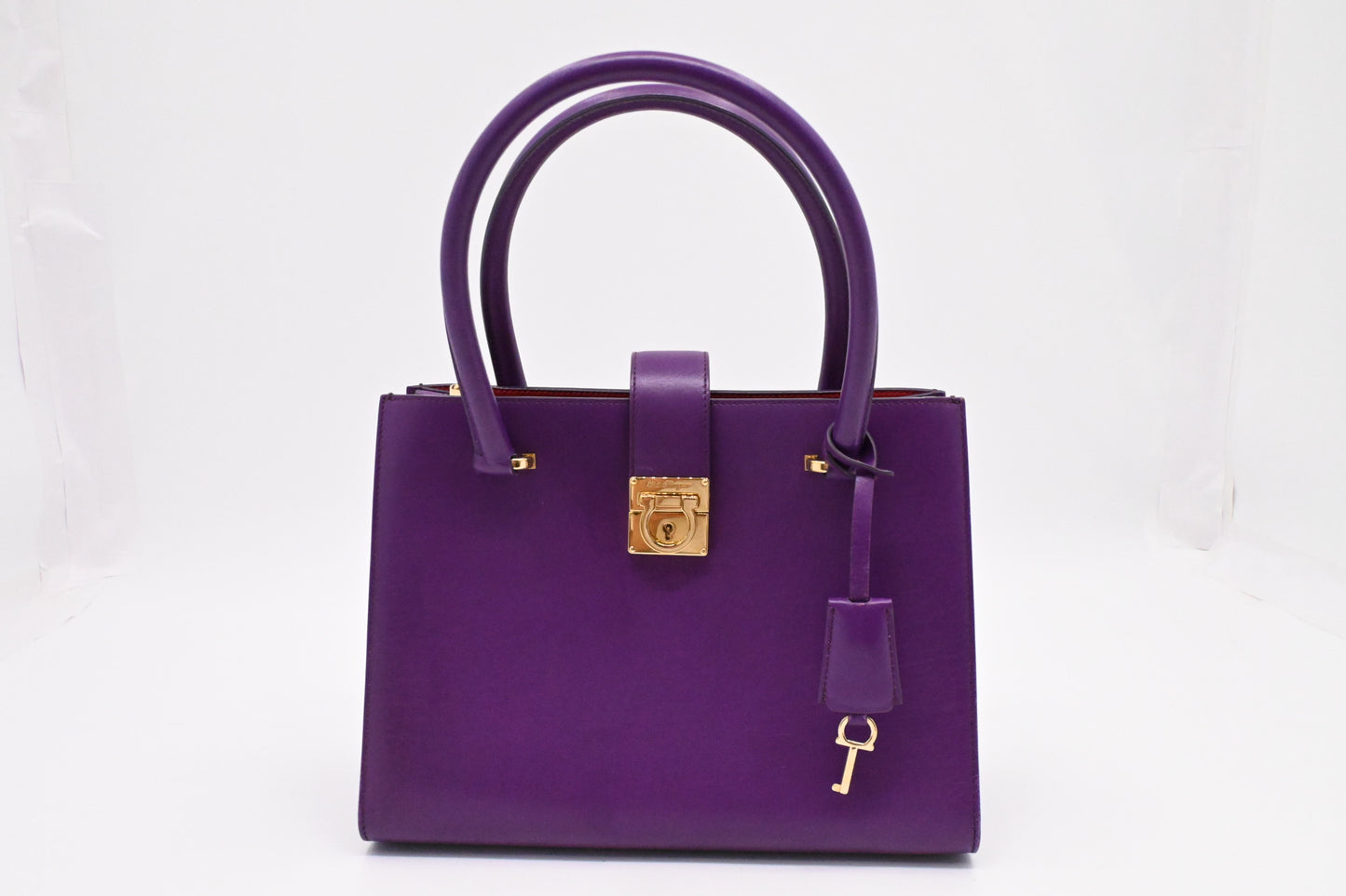 Ferragamo Gancini Handbag in Purple Leather