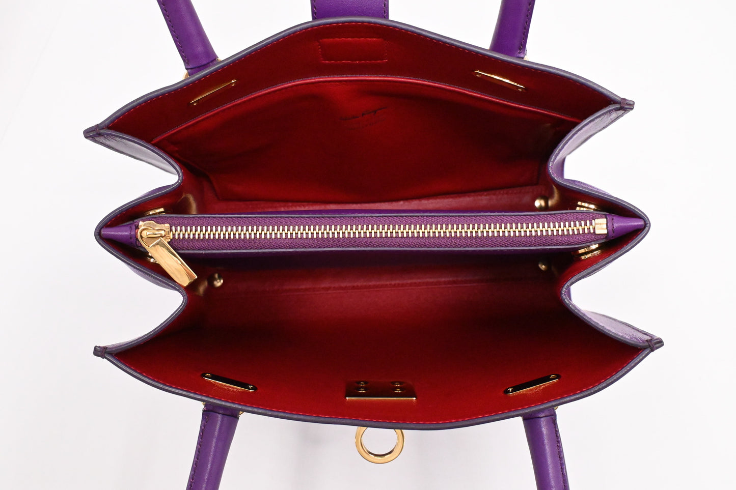 Ferragamo Gancini Handbag in Purple Leather