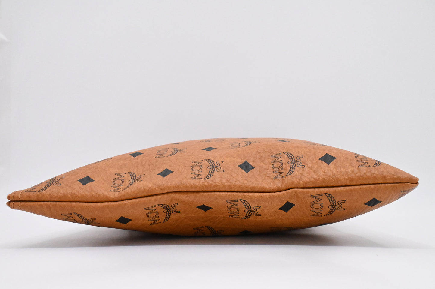 MCM Clutch in Visetos Cognac Canvas