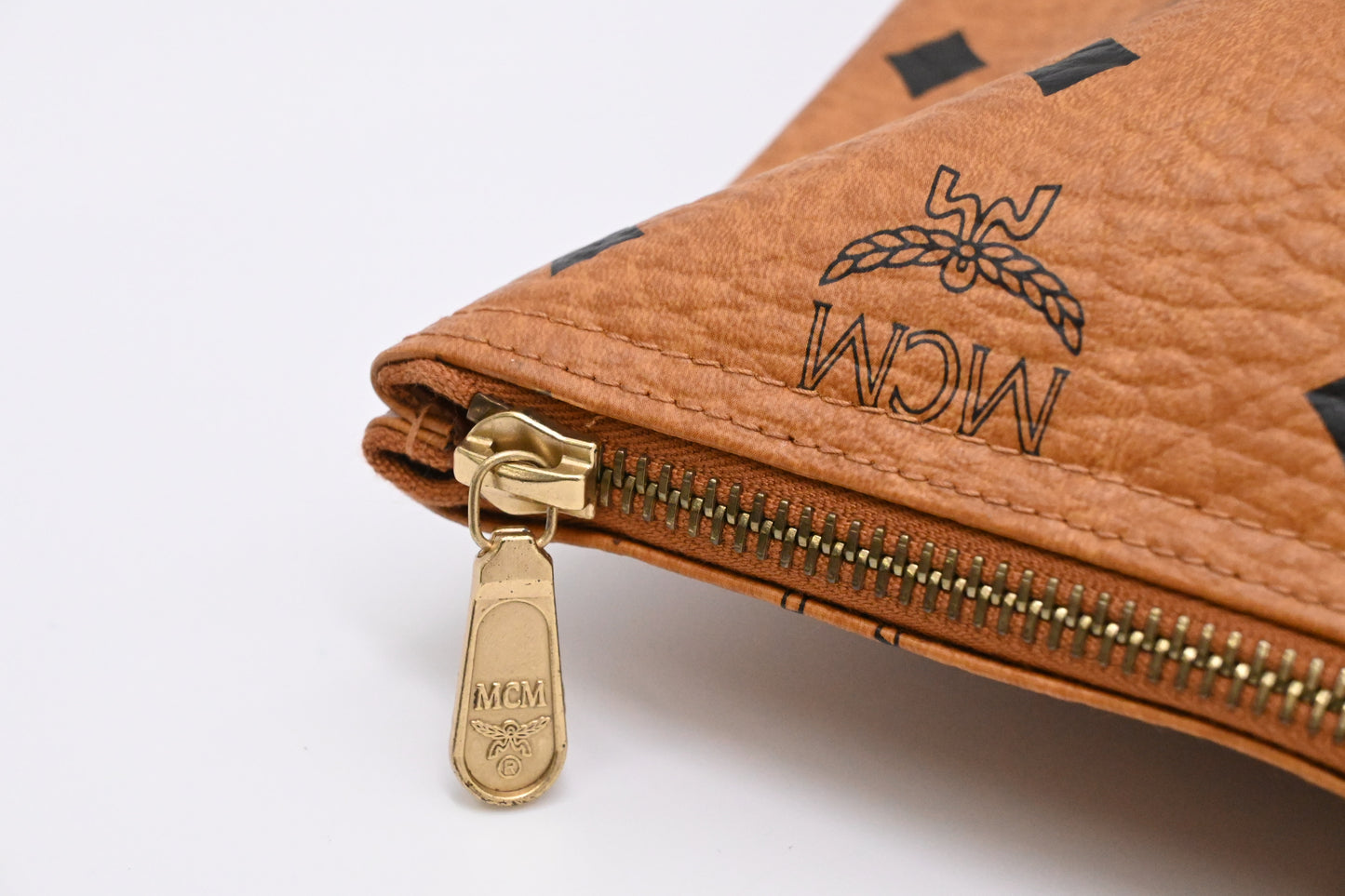 MCM Clutch in Visetos Cognac Canvas