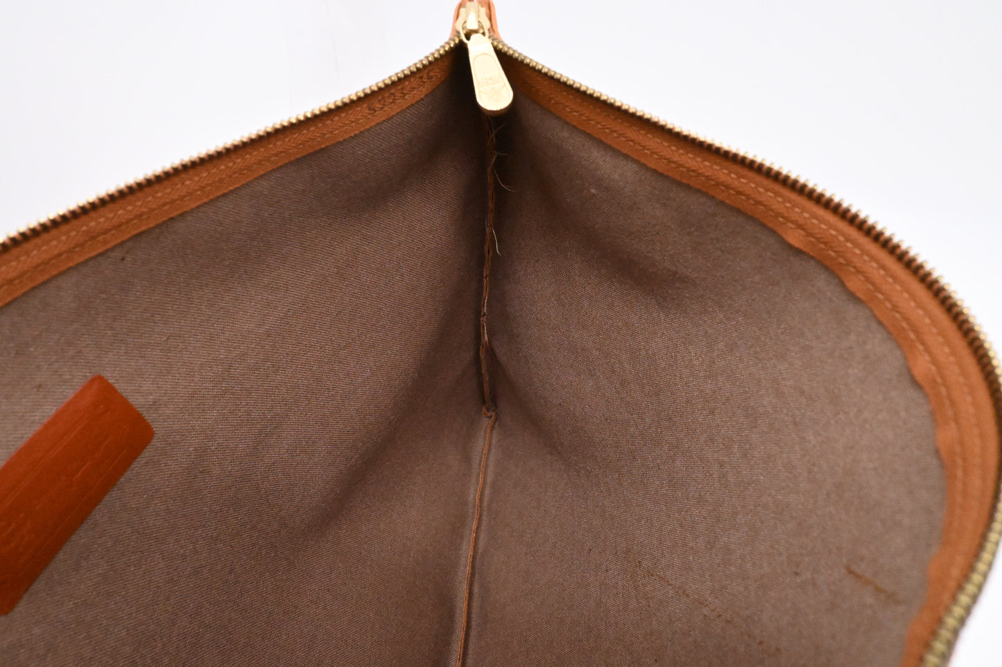 MCM Clutch in Visetos Cognac Canvas