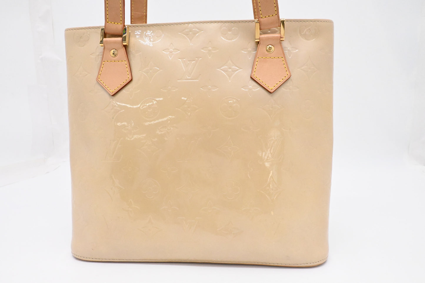 Louis Vuitton Houston in Dune Vernis Leather