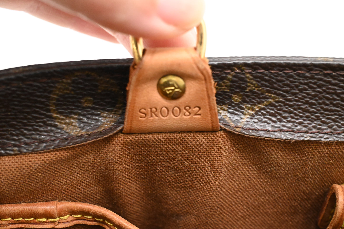 Louis Vuitton Vavin PM in Monogram Canvas