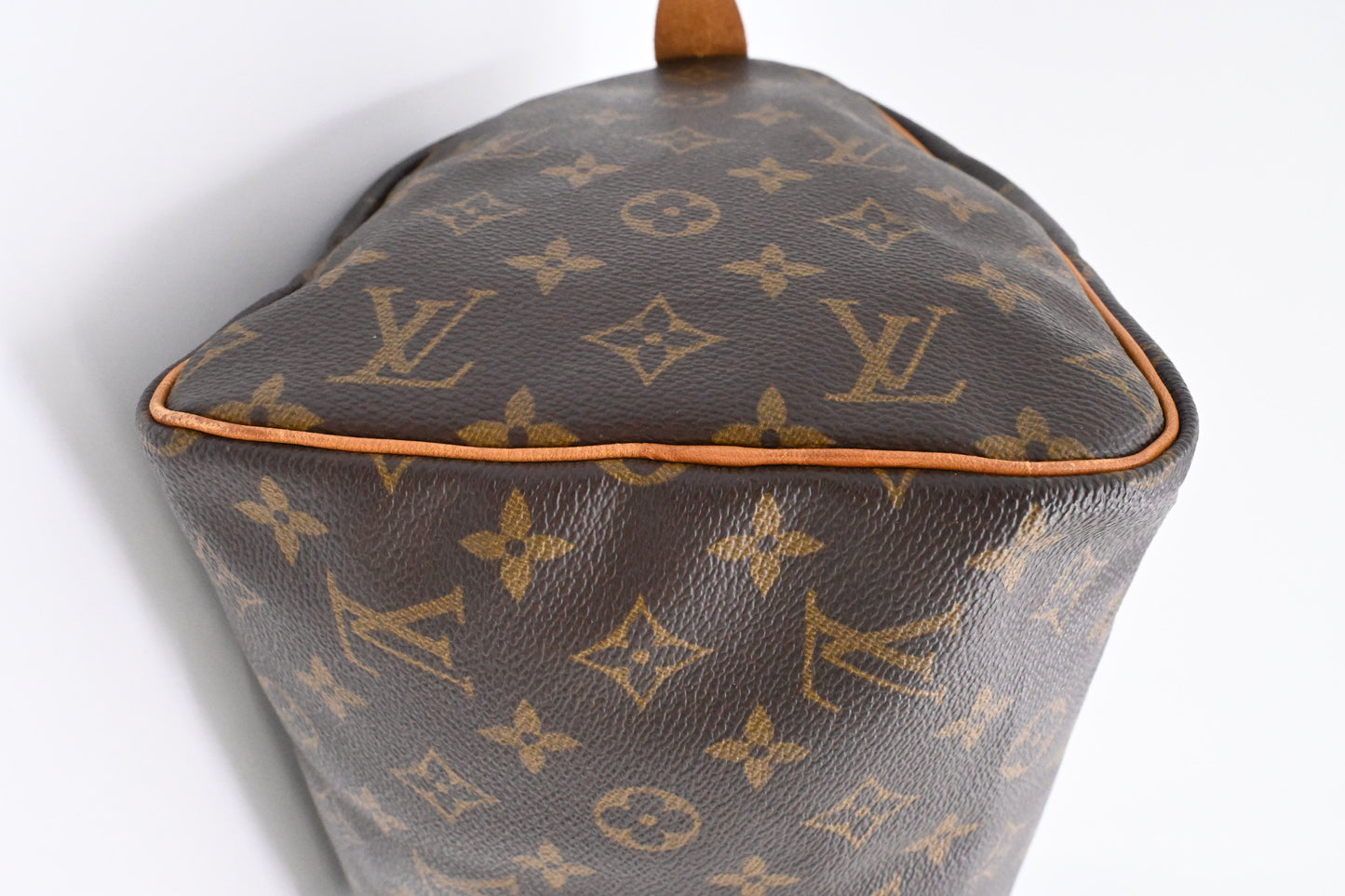 Louis Vuitton Speedy 30 in Monogram Canvas