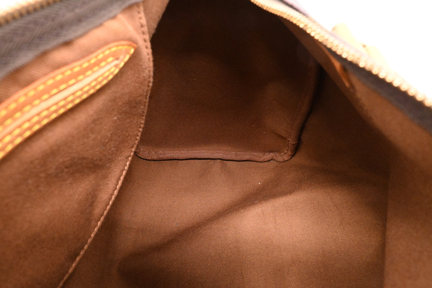 Louis Vuitton Speedy 30 in Monogram Canvas